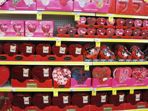 スーパーで売られている、バレンタイン用のチョコレート