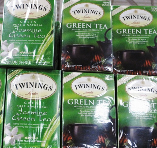 スーパーで普通に売られている緑茶
