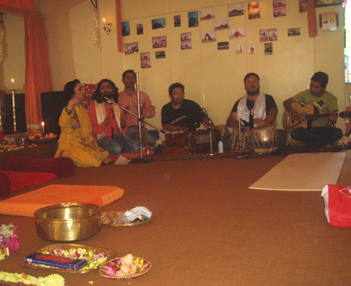 バジャンのグループ