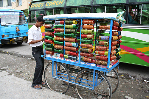 売っているのが男性