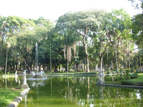 サンパウロ市のルス公園内