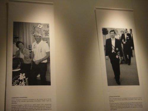 日本展で飾られていた両国の皇太子殿下