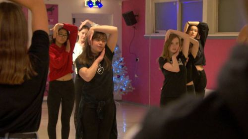 学校の体育の時間はもちろん、プロによるK-Popのダンスも学べるように。（画像提供：nos)