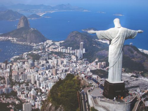 リオのキリスト像（リオデジャネイロ州観光局提供）