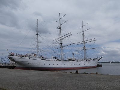 1933年に航海練習船として造られた帆船、Gorch Fock（ゴルヒフォック）。シュトラルズント（Stralsund）の港で博物館として公開されています。