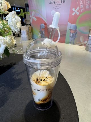 いただきもののカップで豆花